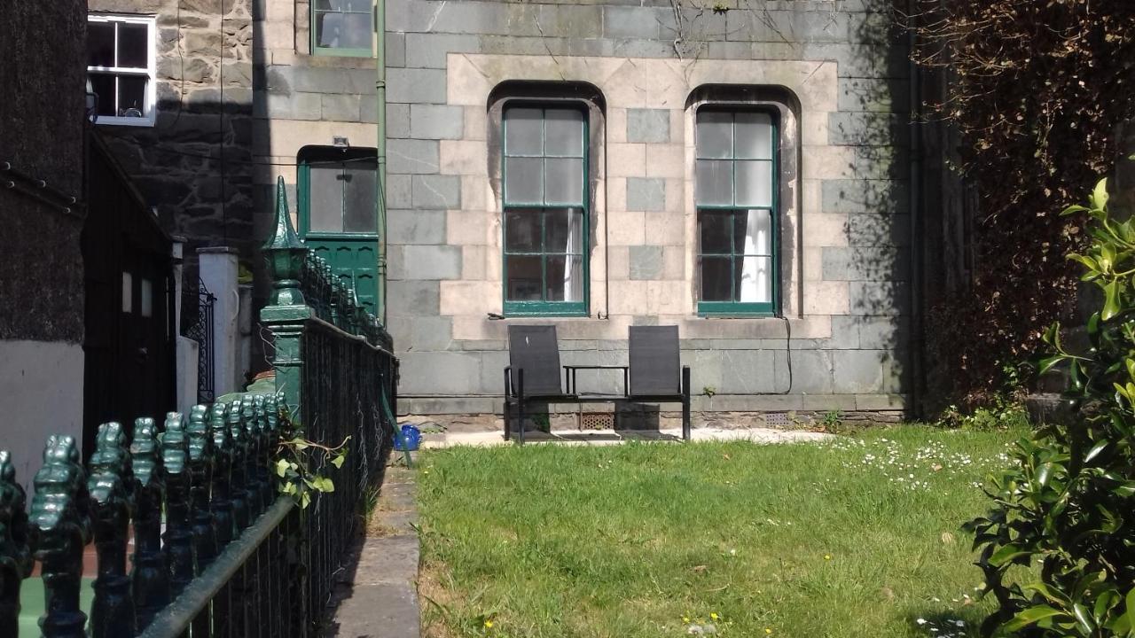 Ground Floor Barmouth Centre Apartment With Garden Esterno foto